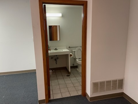 24 S Des Plaines River Road 400 Property Photo 8