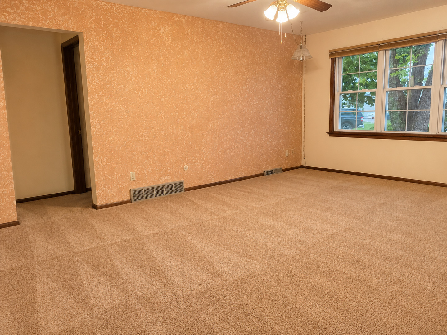 435 33rd Avenue Property Photo 3