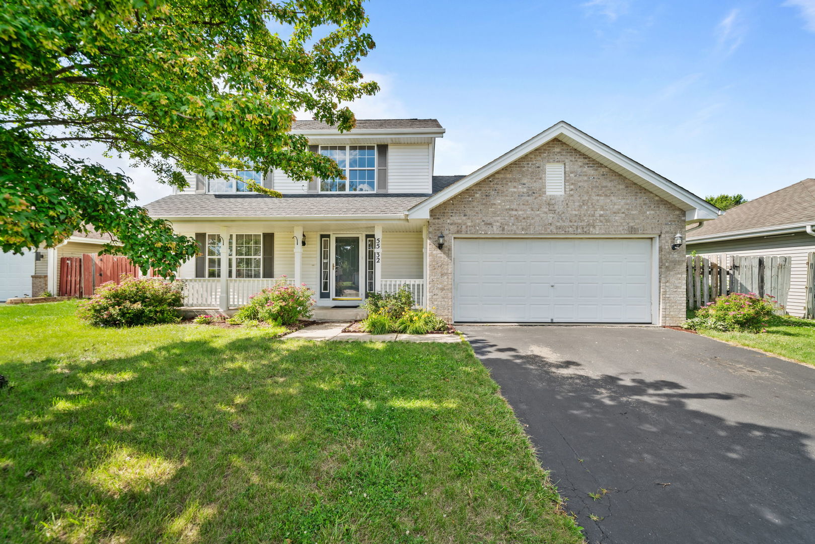 5532 Danburry Drive Property Photo 1