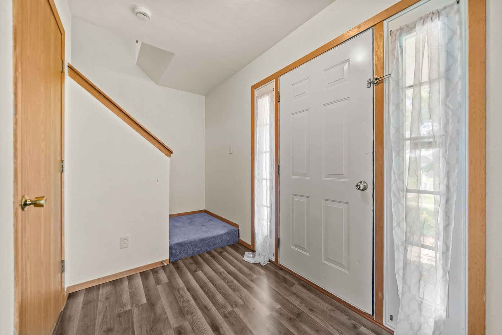 5532 Danburry Drive Property Photo 2