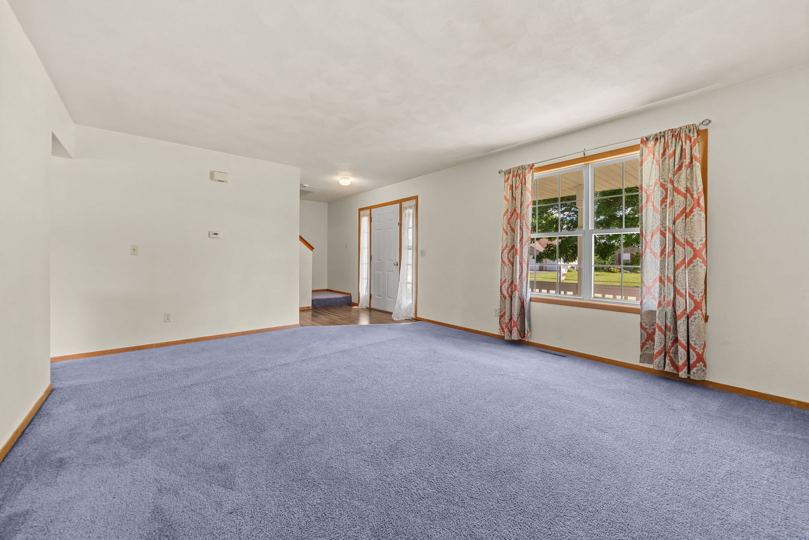 5532 Danburry Drive Property Photo 4