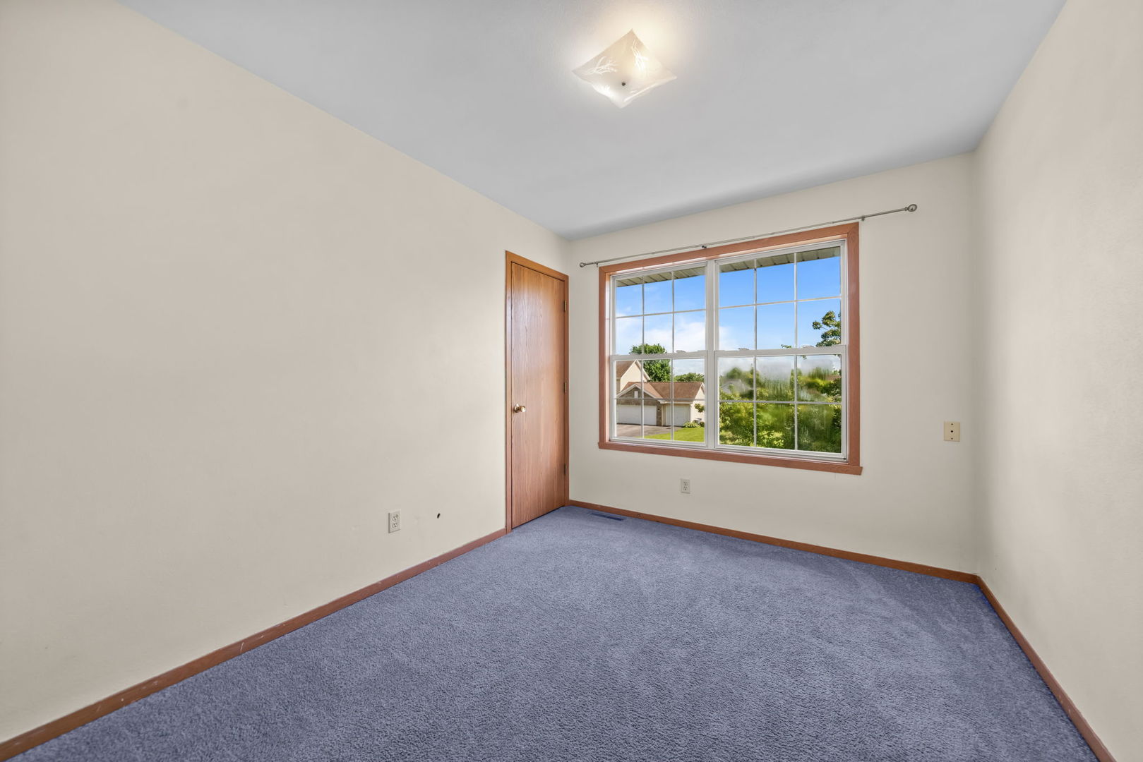 5532 Danburry Drive Property Photo 16