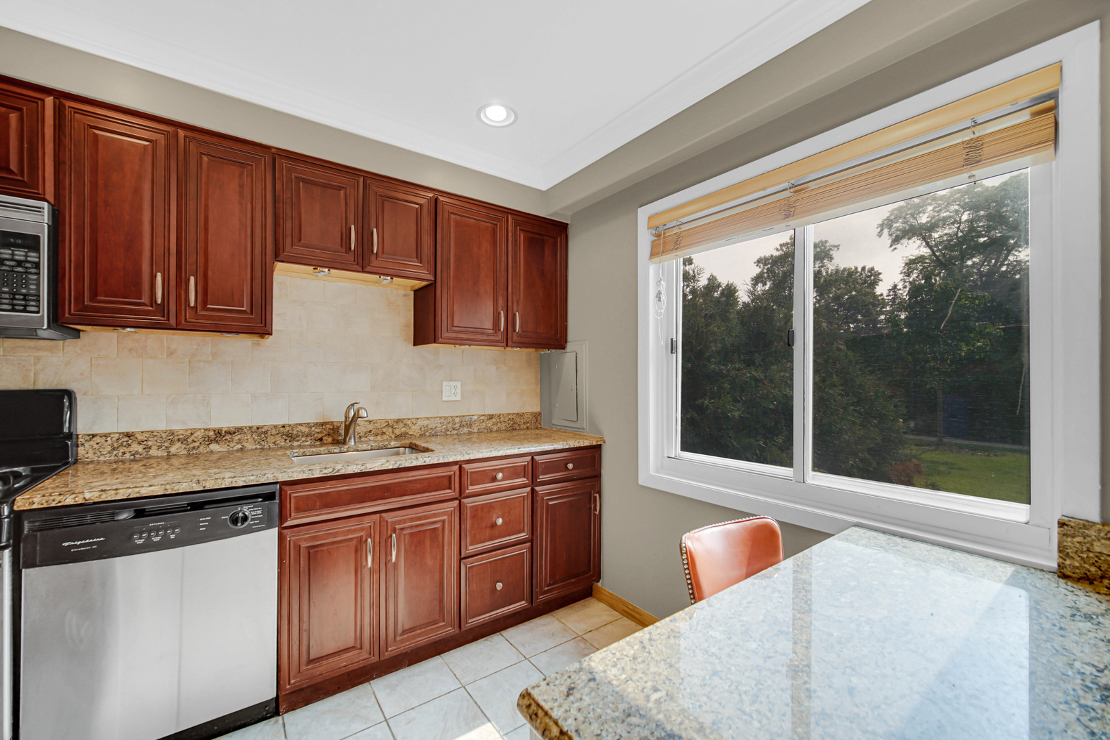 662 Carriage Hill Drive Property Photo 15