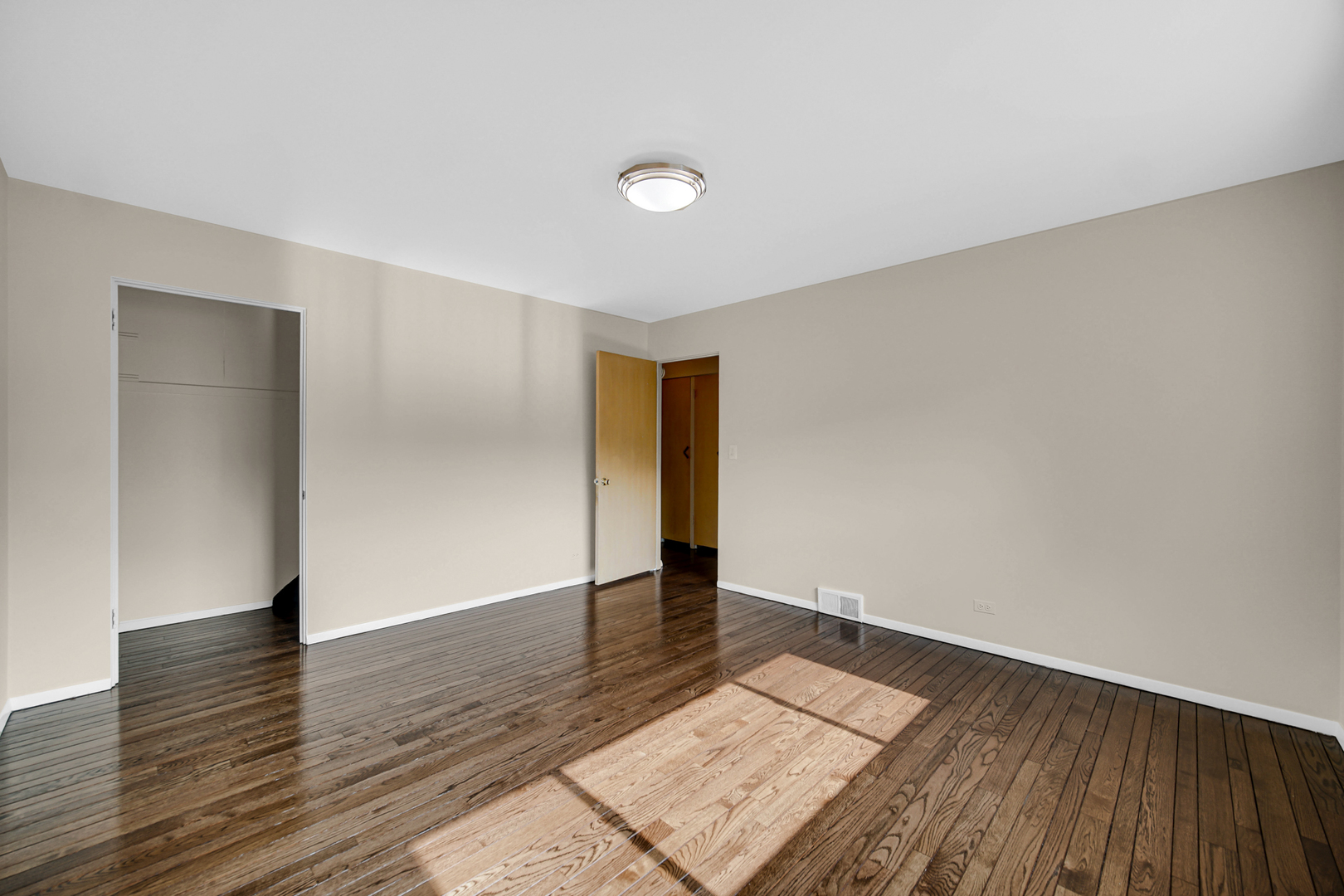 662 Carriage Hill Drive Property Photo 25
