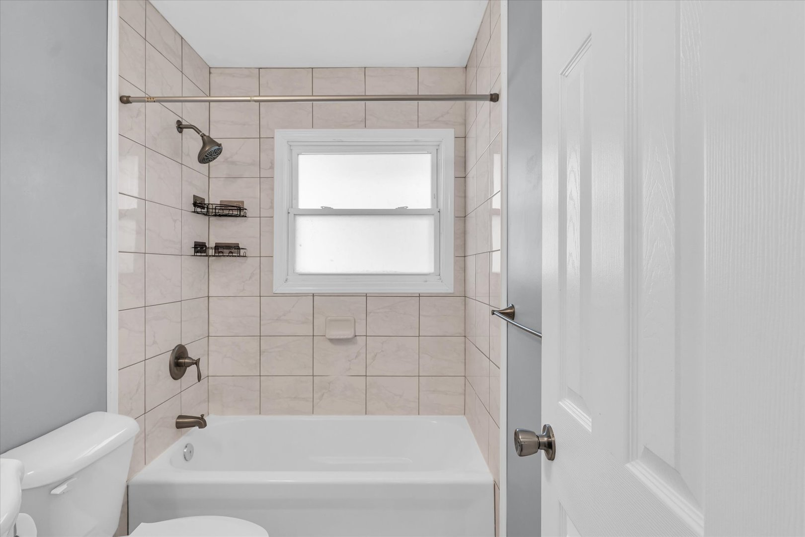 2402 W Kirby Avenue Property Photo 11