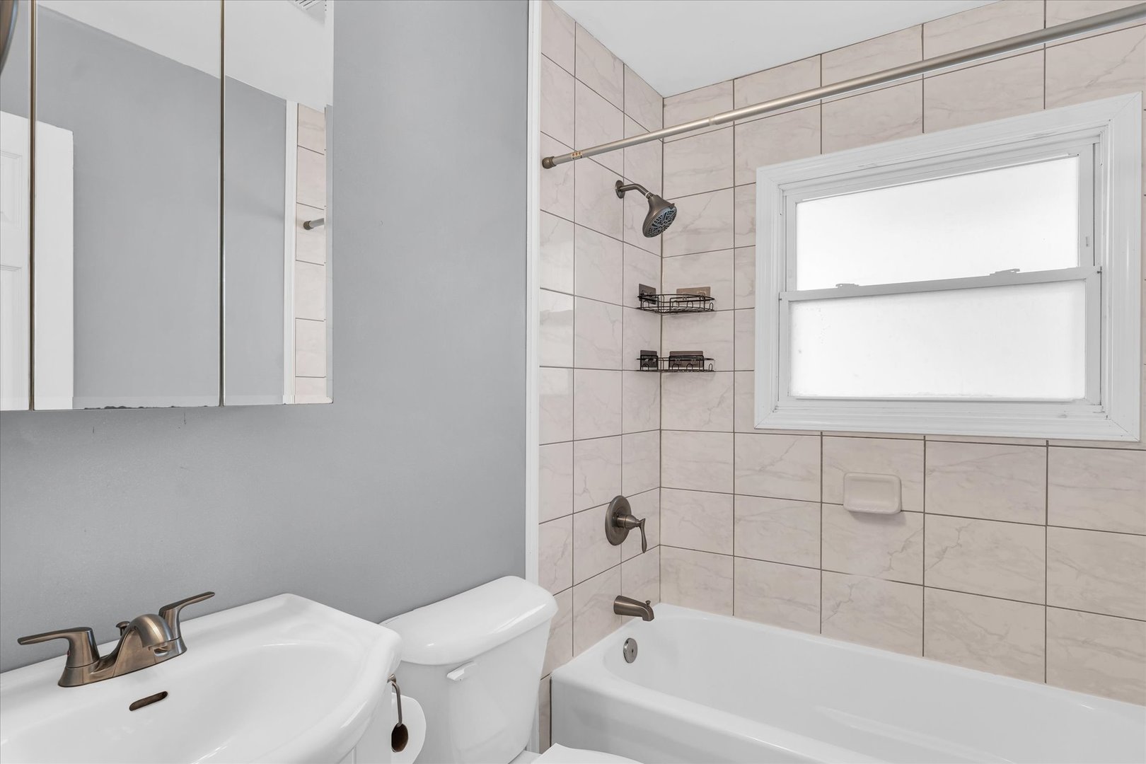2402 W Kirby Avenue Property Photo 12