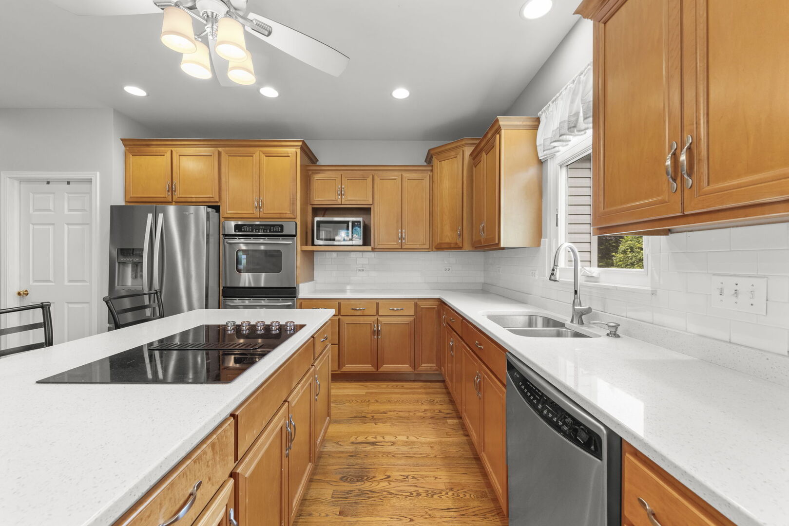 2168 Whitetail Drive Property Photo 10