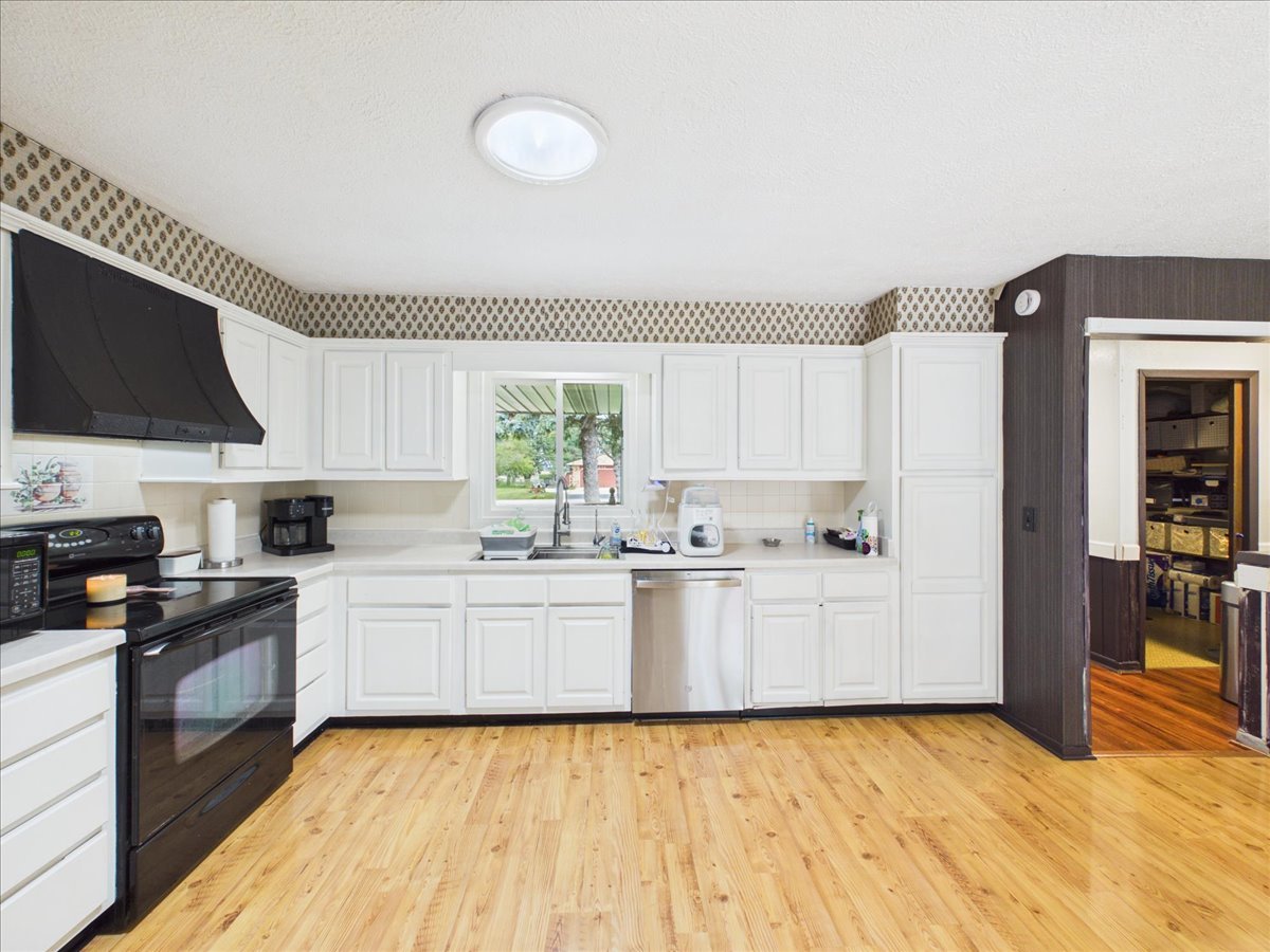2783 Karr Road Property Photo 7
