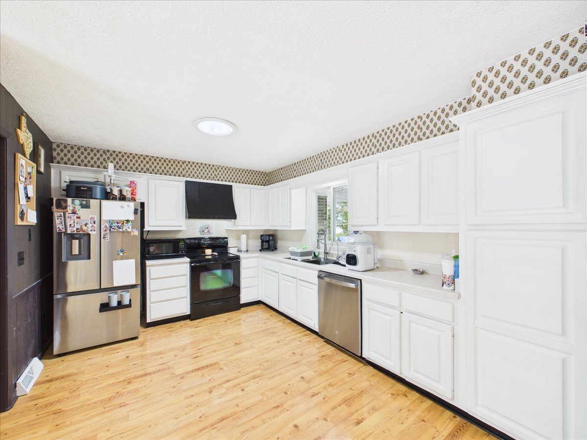 2783 Karr Road Property Photo 9