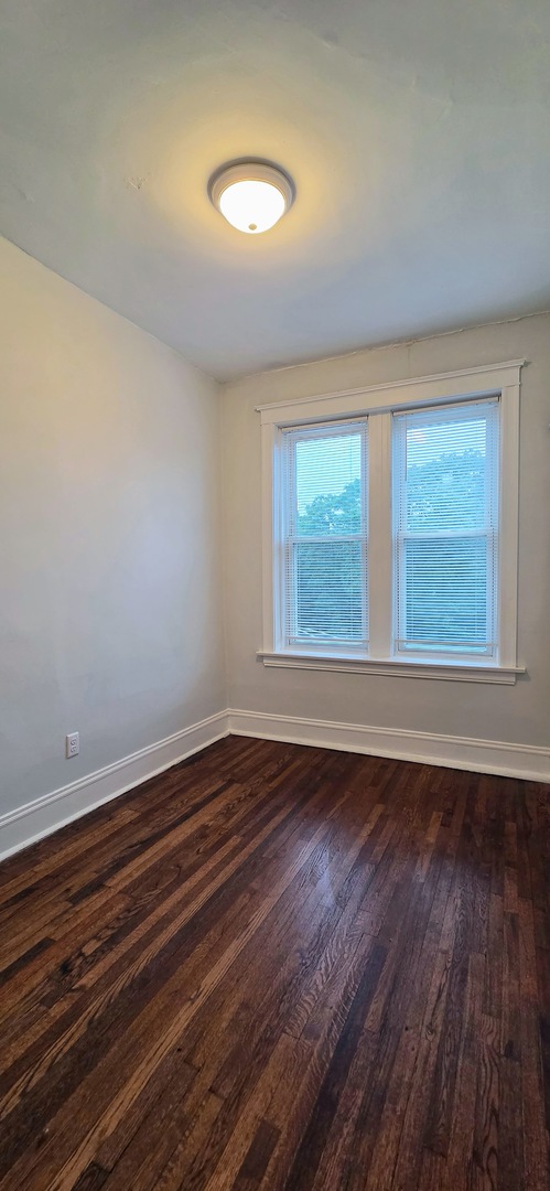 901 N Leavitt Street 3 Property Photo 15