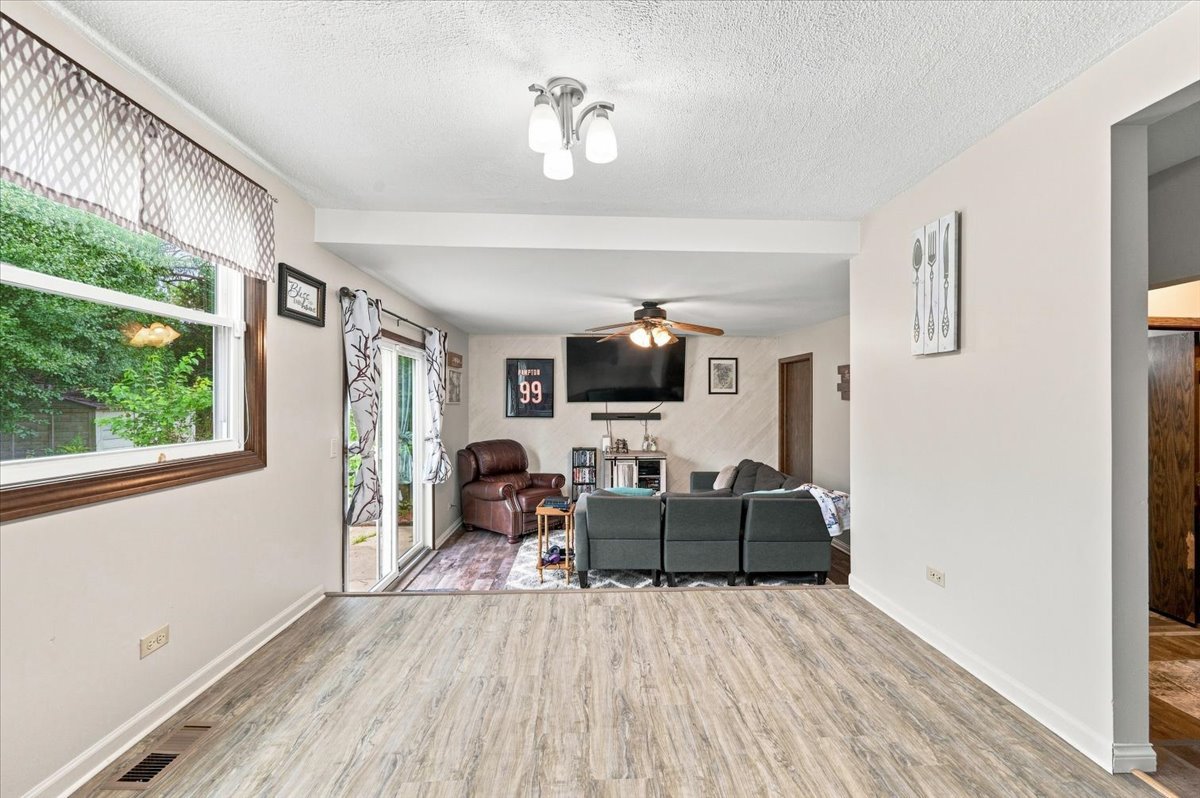 6780 Redwing Drive Property Photo 11