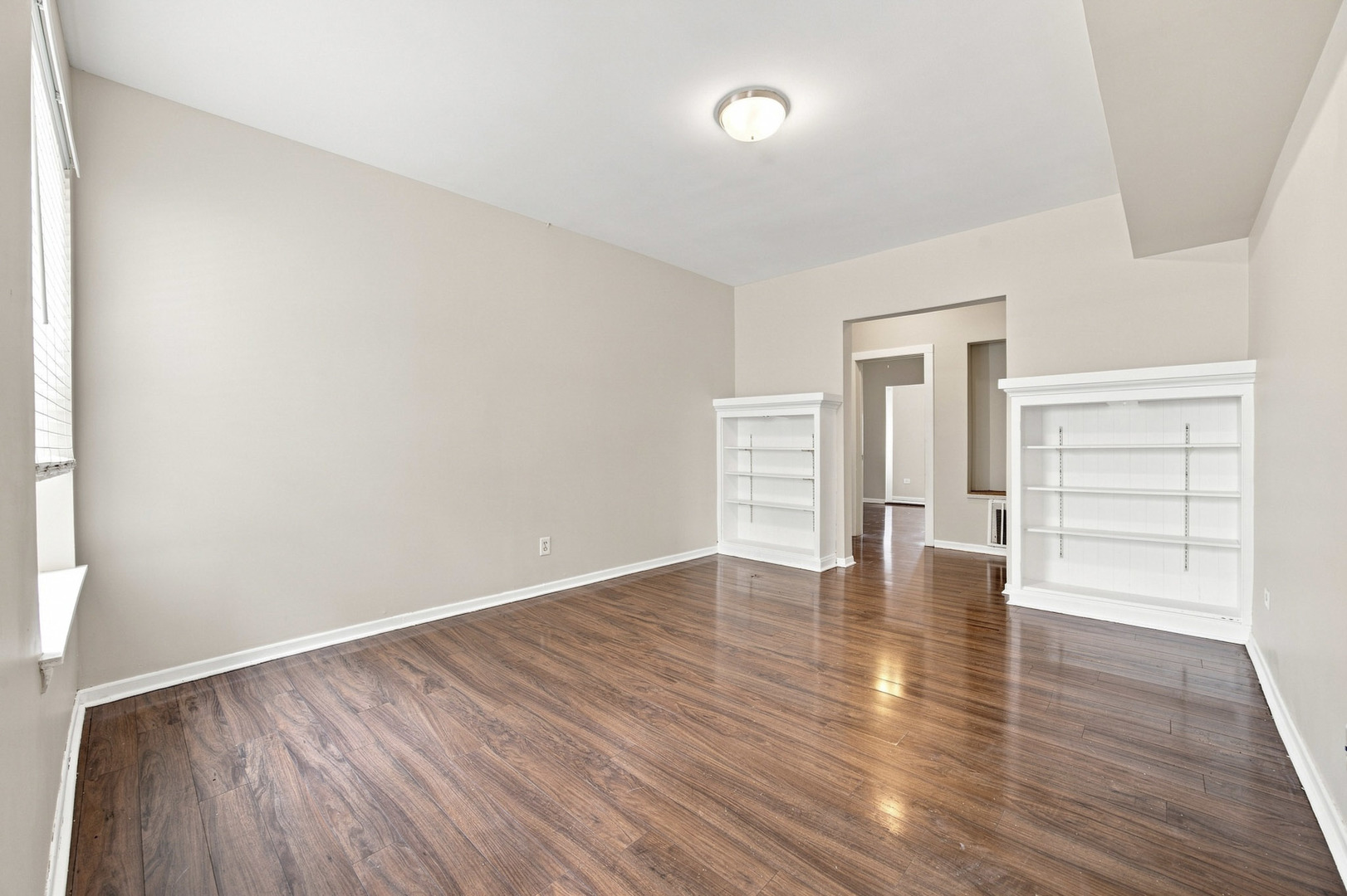 7443-7445 S Paxton Avenue 2 Property Photo 7