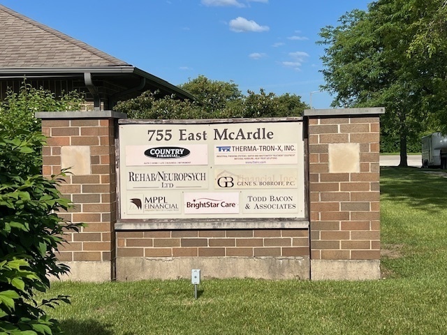 755 Mcardle Drive E Property Photo 2