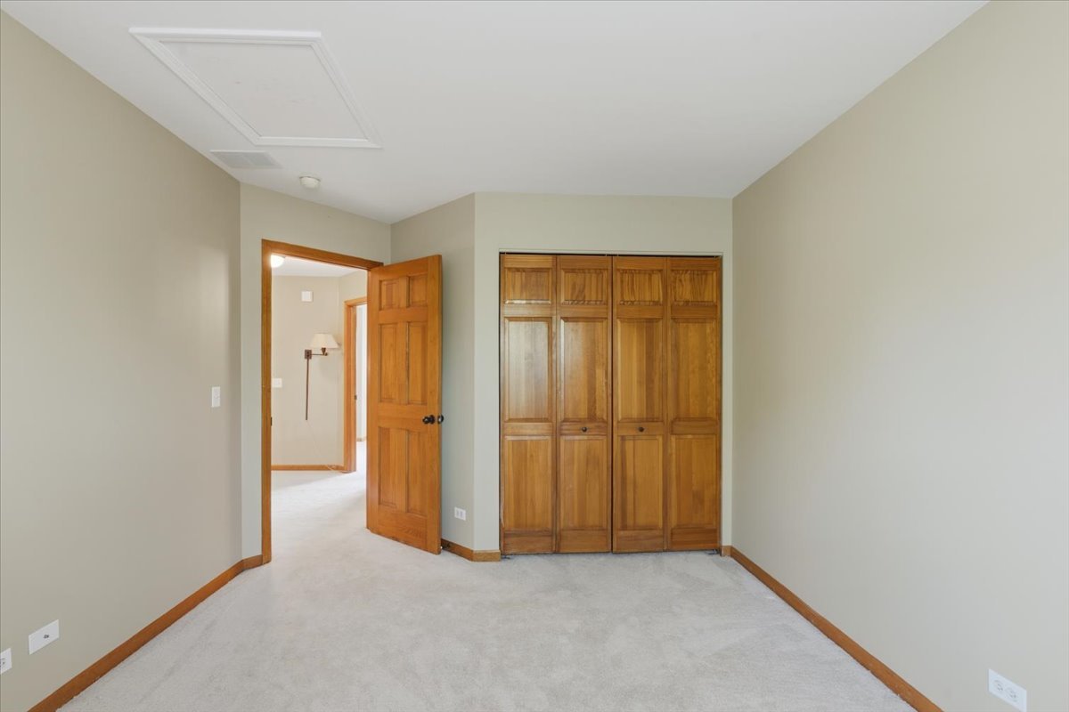 2014 Peterson Place Property Photo 14