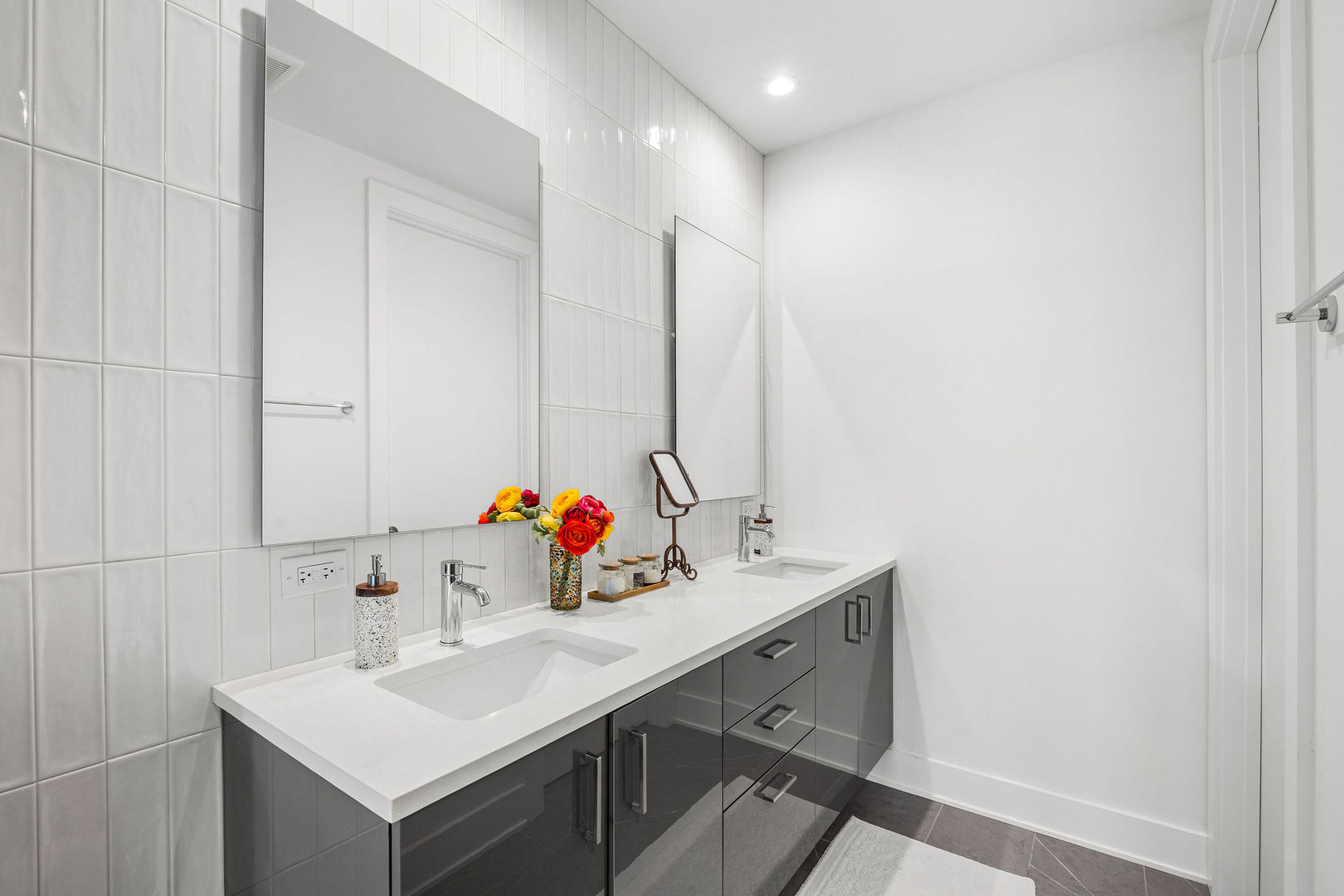 1701 W Webster Avenue 710 Property Photo 22