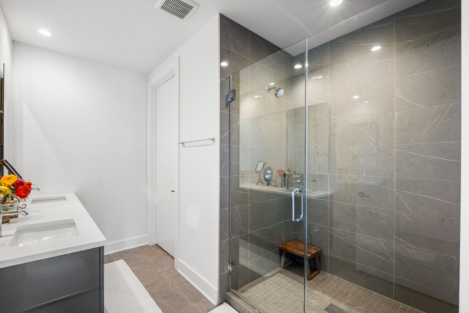 1701 W Webster Avenue 710 Property Photo 23