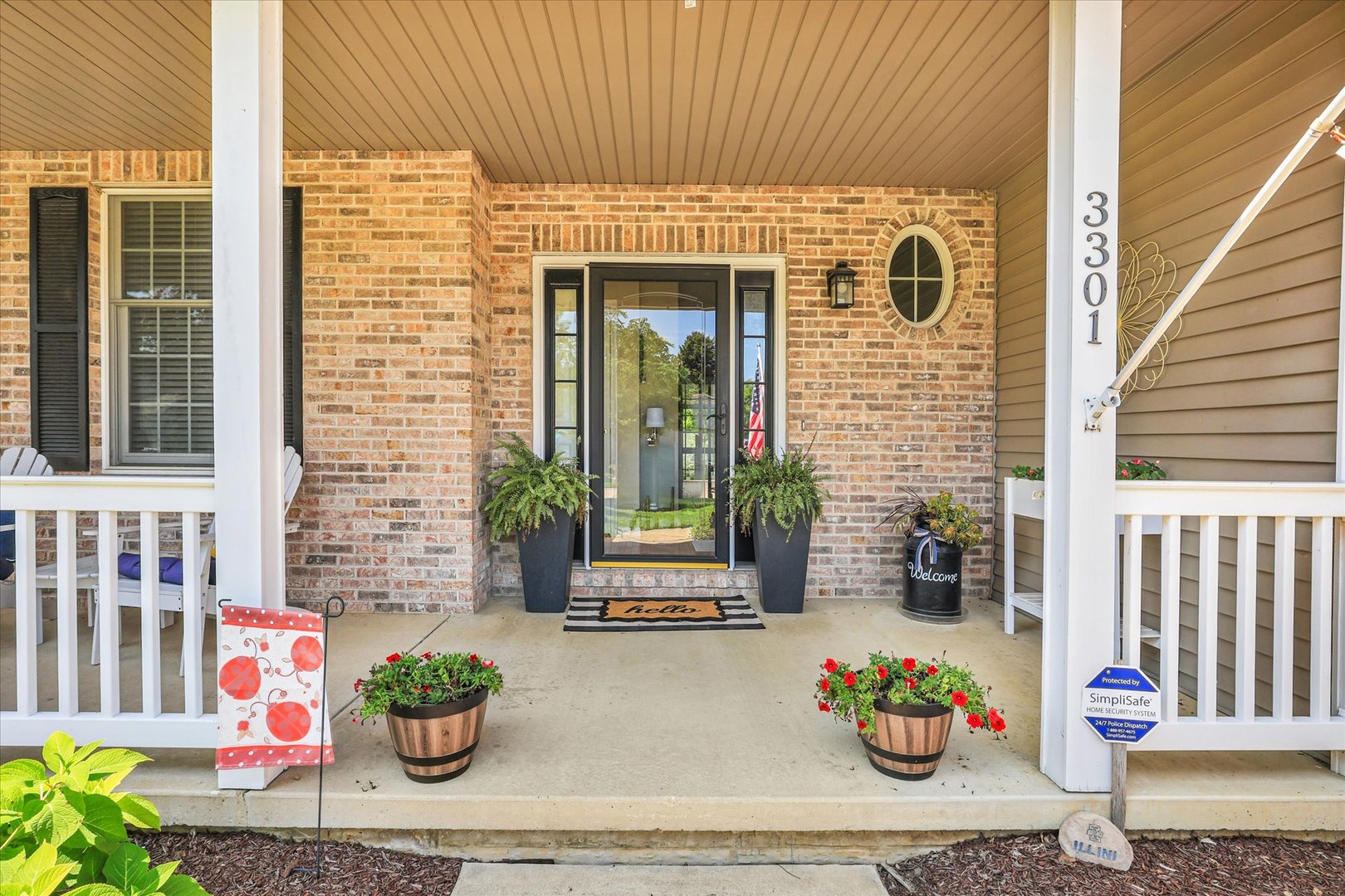 3301 Cypress Creek Road Property Photo 3