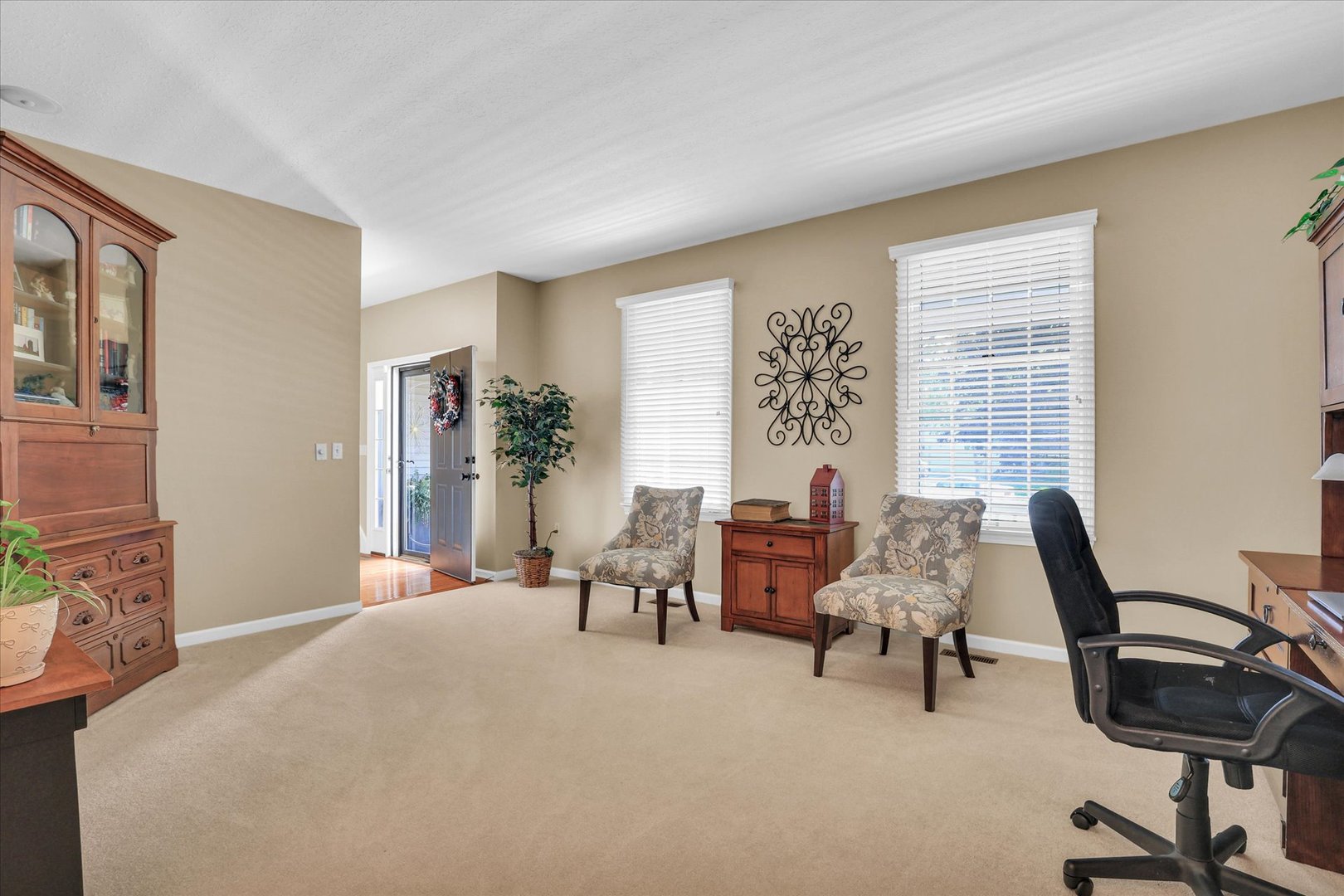 3301 Cypress Creek Road Property Photo 8