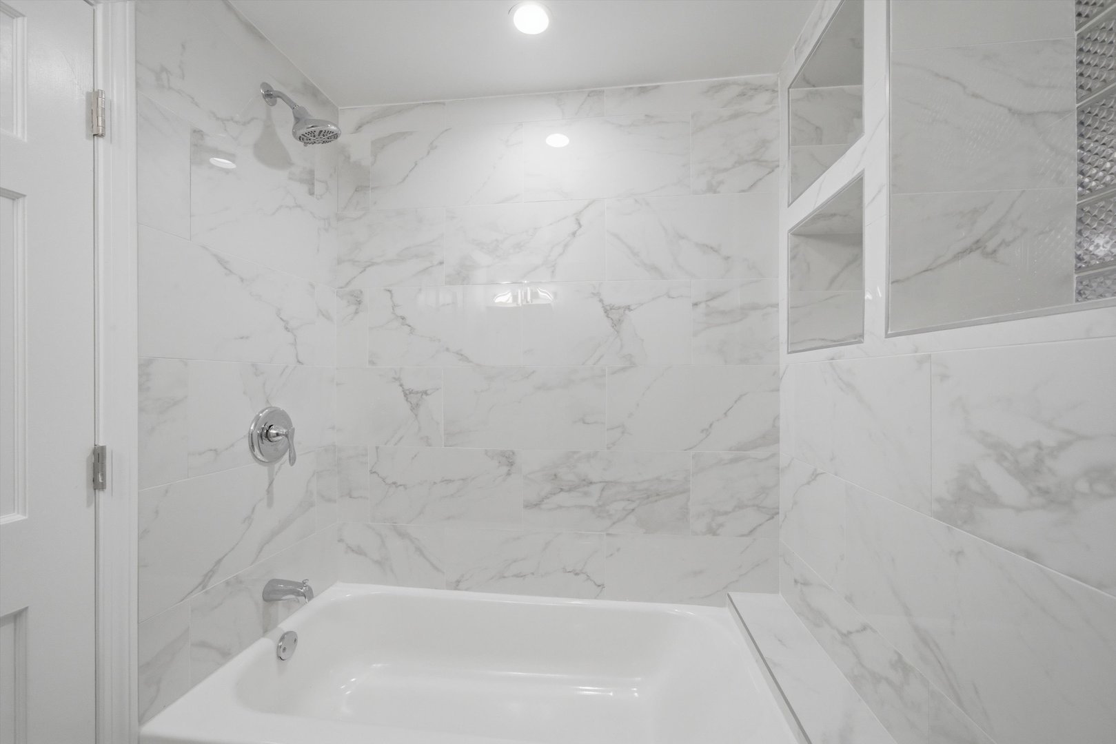 4532 W Maypole Avenue Property Photo 15