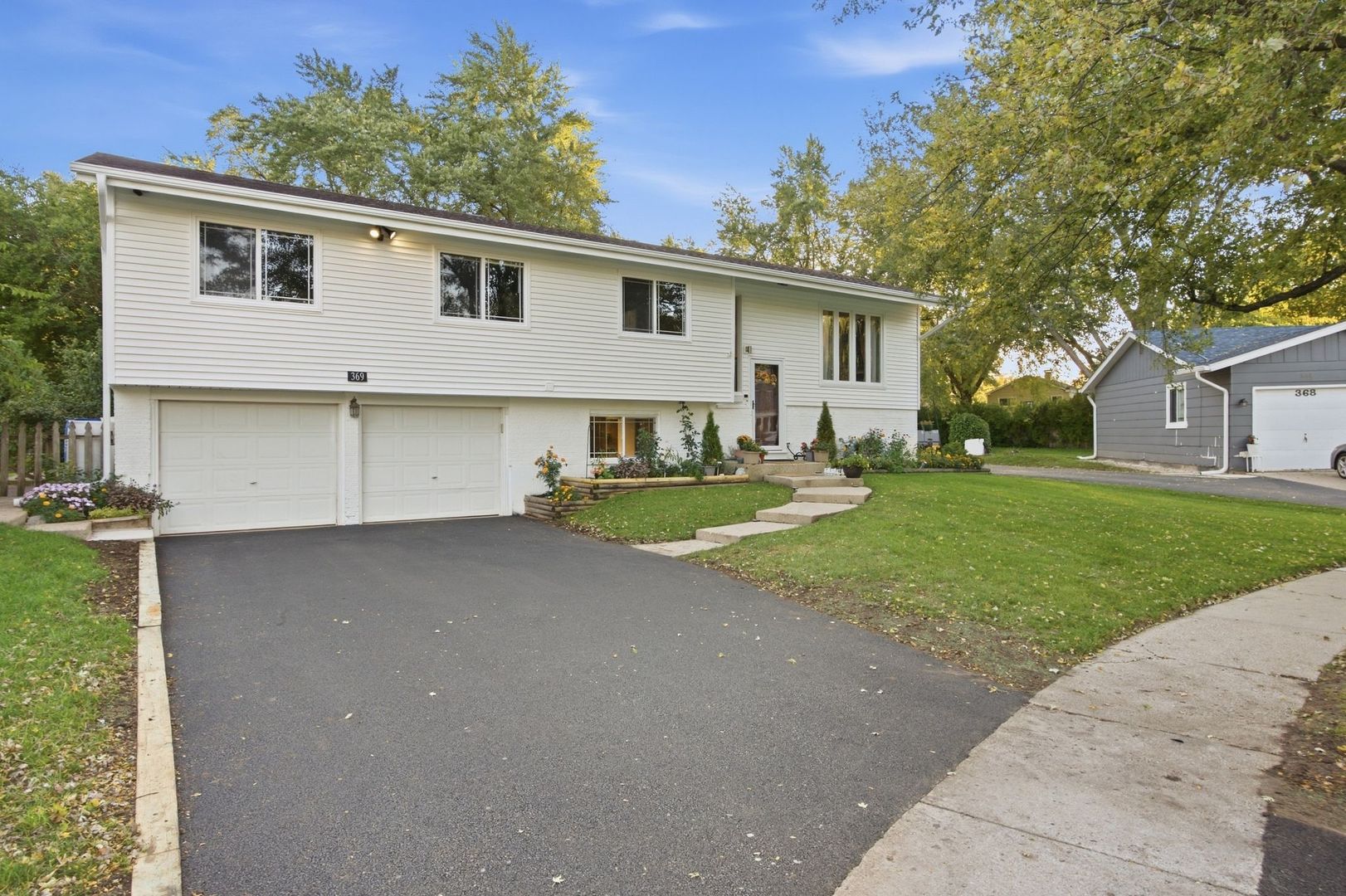 369 Coventry Court Property Photo 1