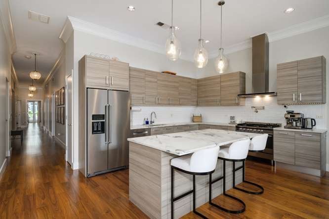 16 N Carpenter Street 4n Property Photo 7