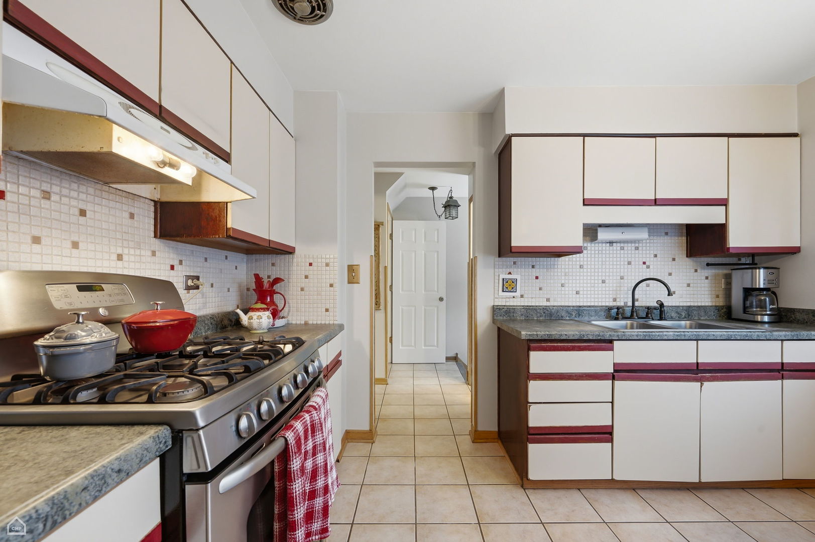 12730210 Property Photo 6