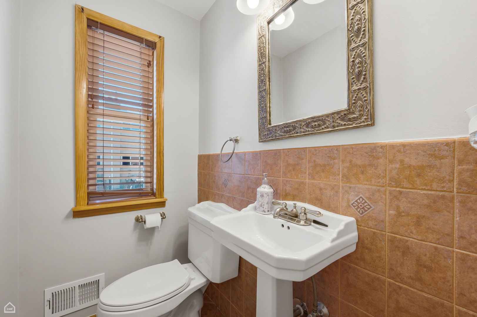 12730210 Property Photo 8