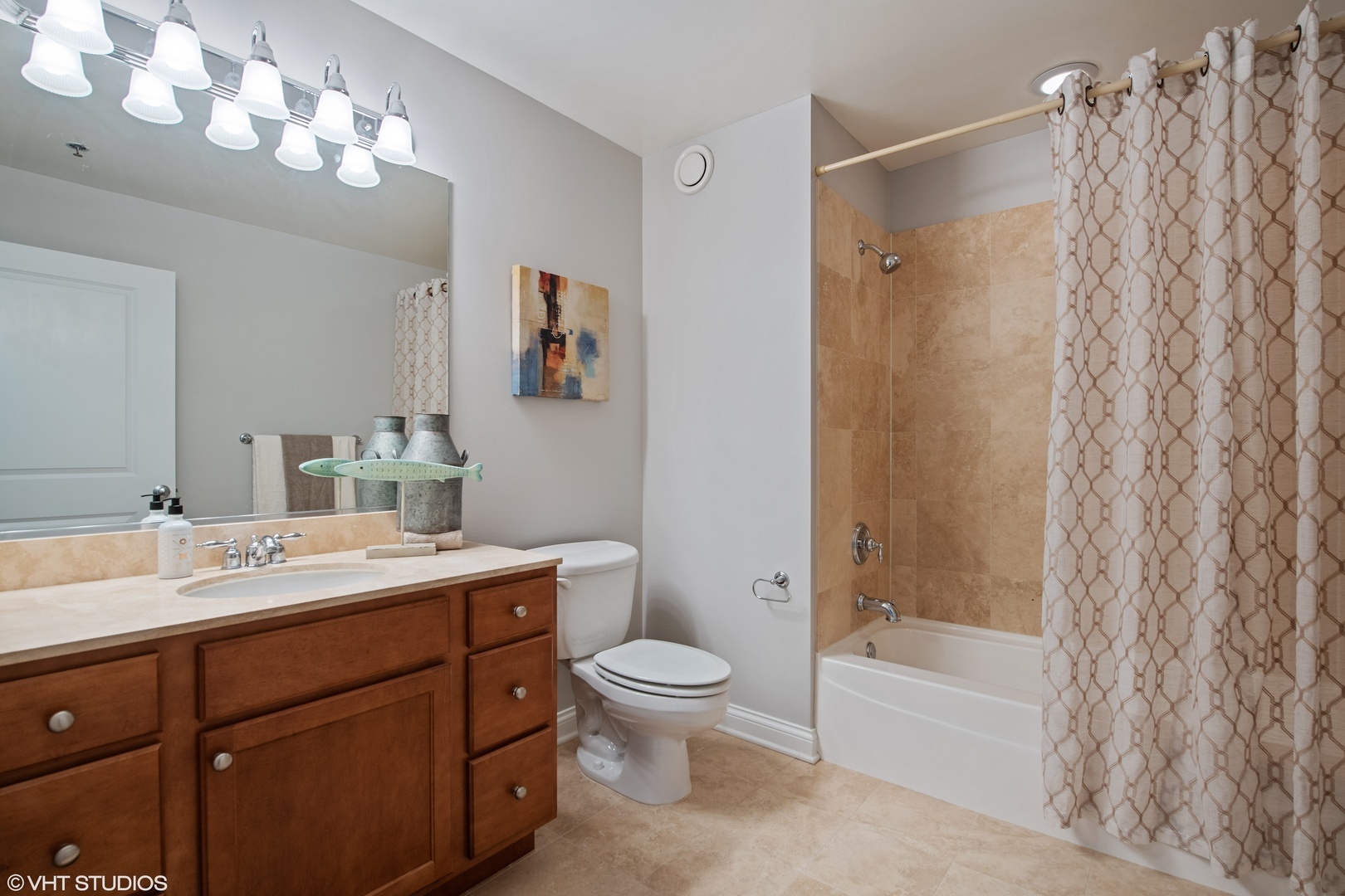230 W Division Street 1404 Property Photo 11