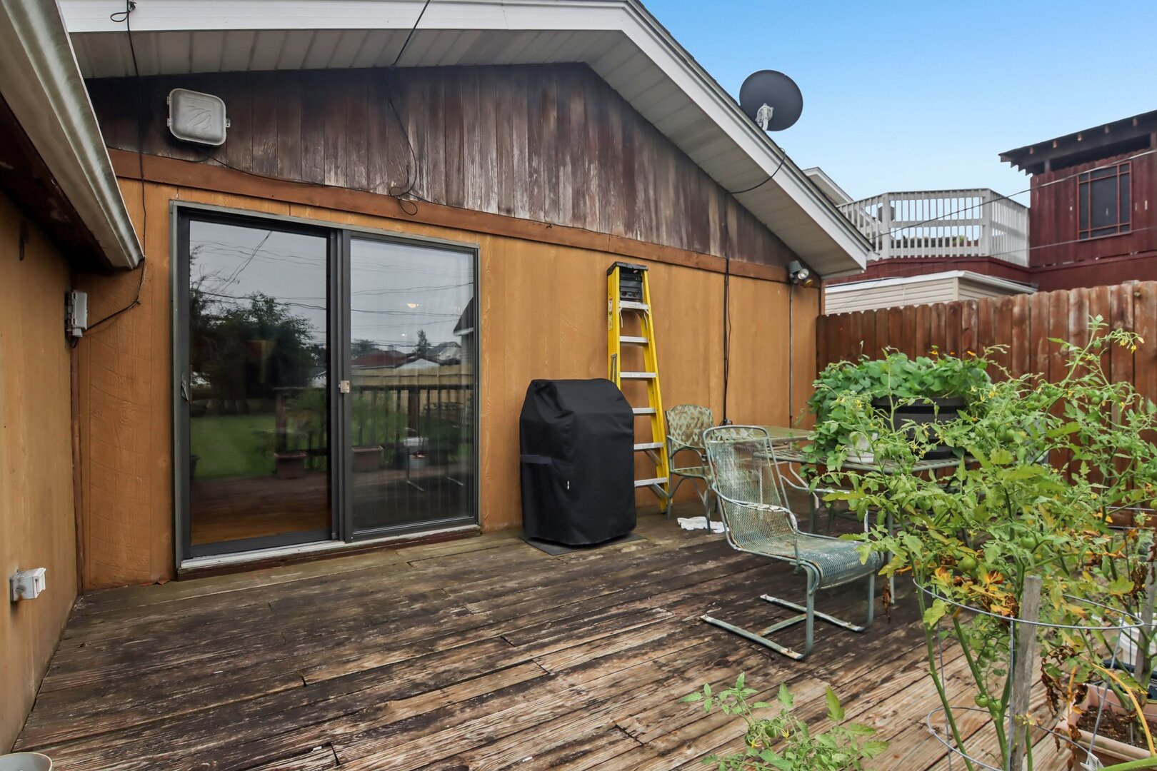 9226 Crescent Drive Property Photo 15