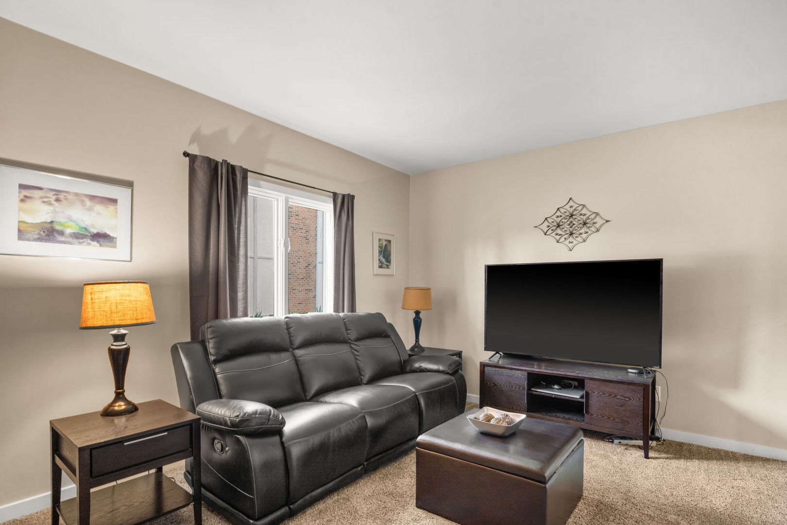 13 Dumbarton Oaks Place Property Photo 5