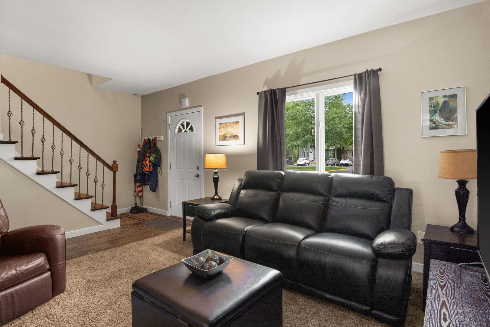 13 Dumbarton Oaks Place Property Photo 6