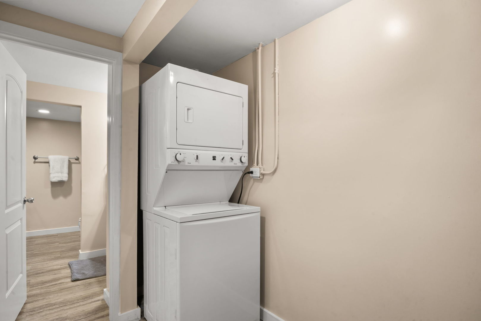 13 Dumbarton Oaks Place Property Photo 28