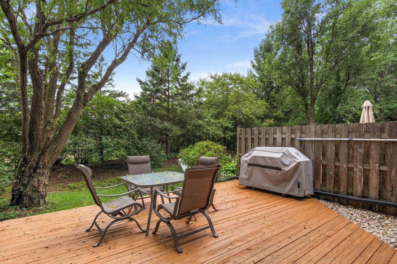 13 Dumbarton Oaks Place Property Photo 29