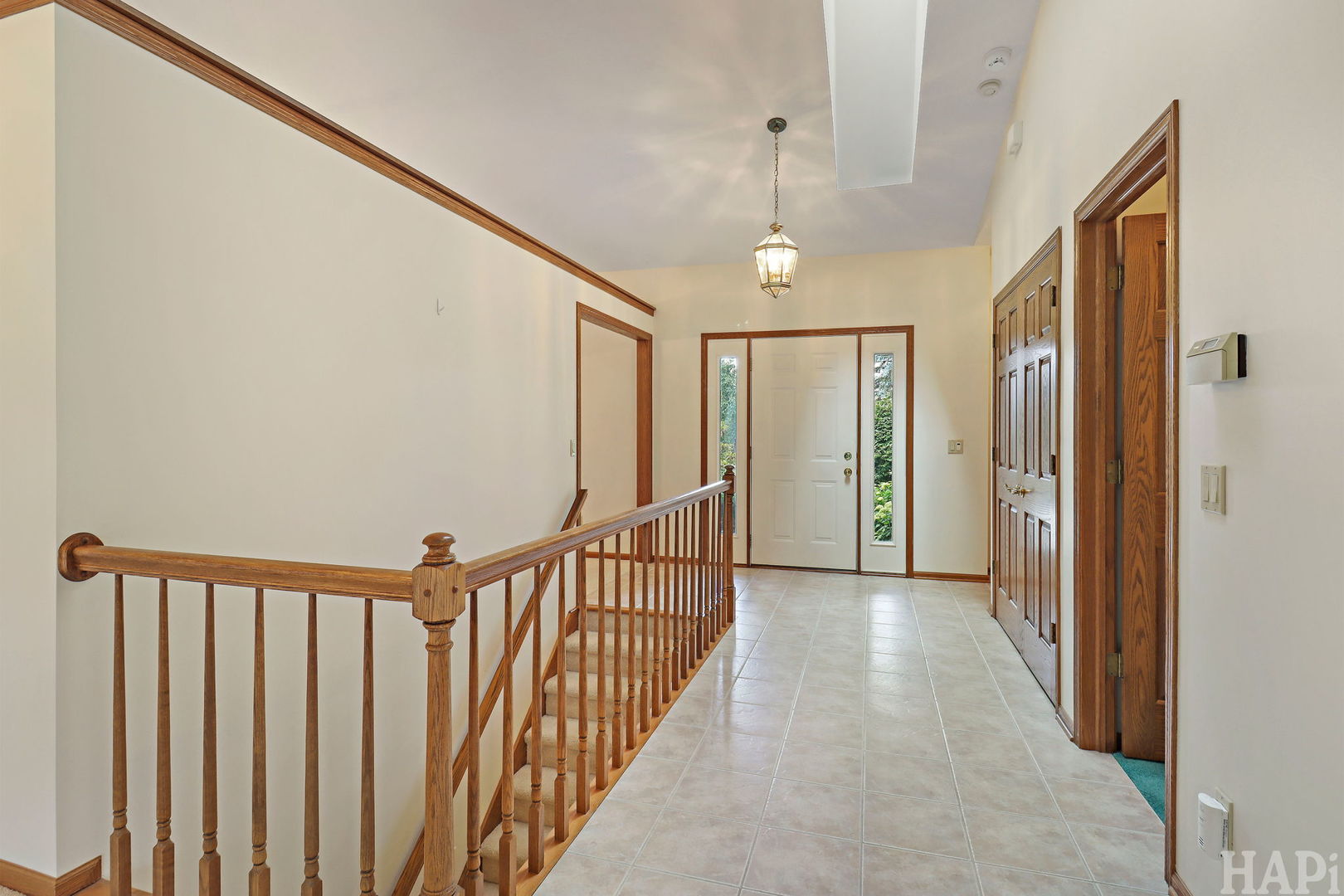 2215 N Elmkirk Park Property Photo 5