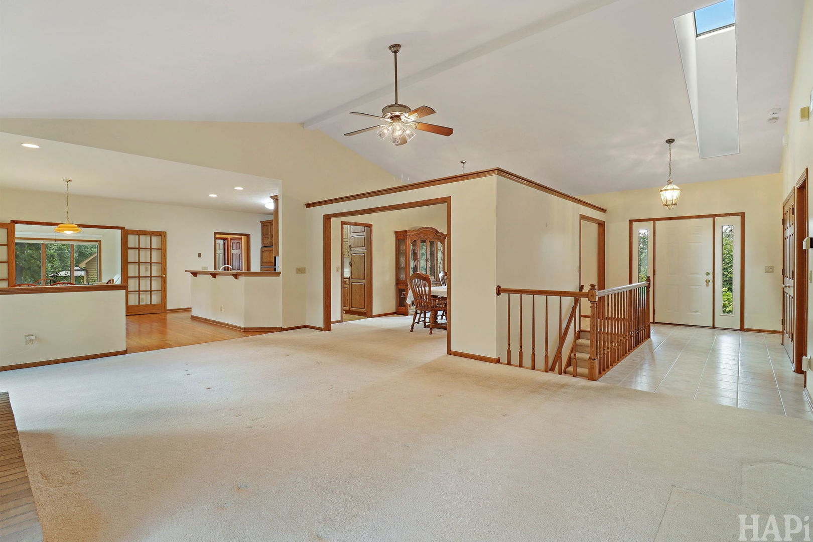 2215 N Elmkirk Park Property Photo 8