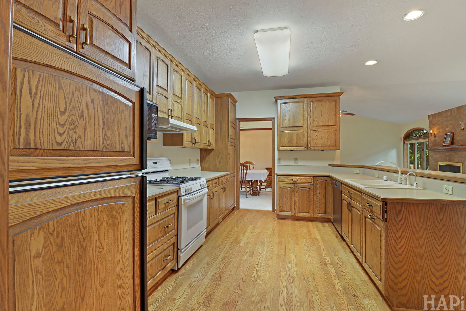 2215 N Elmkirk Park Property Photo 14