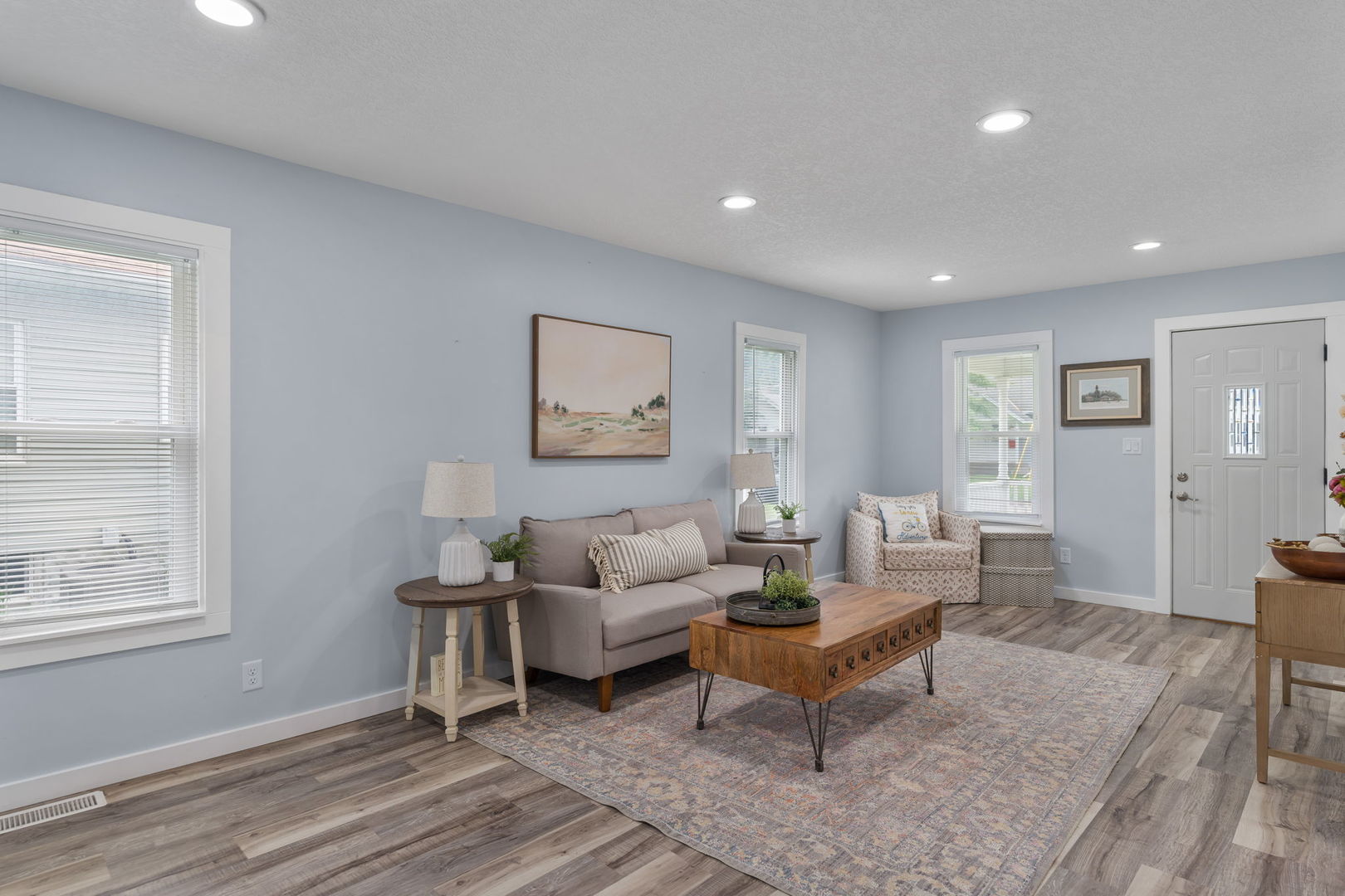 1920 32nd Street Property Photo 4