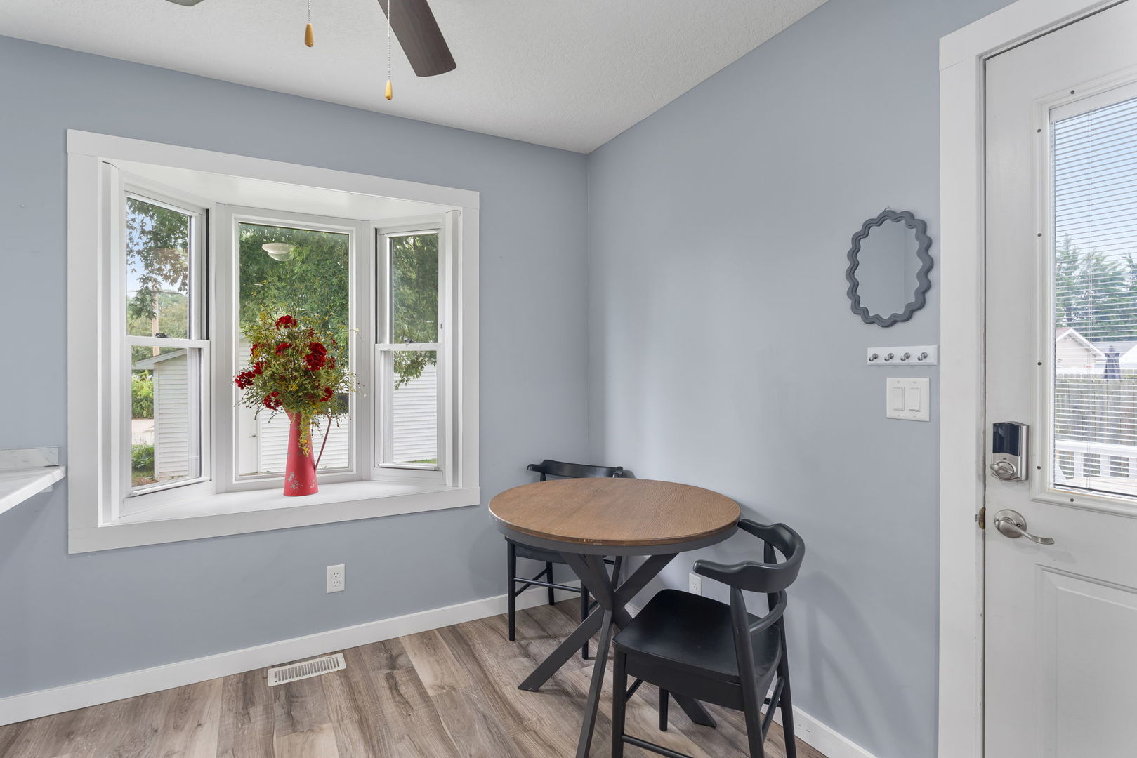 1920 32nd Street Property Photo 11