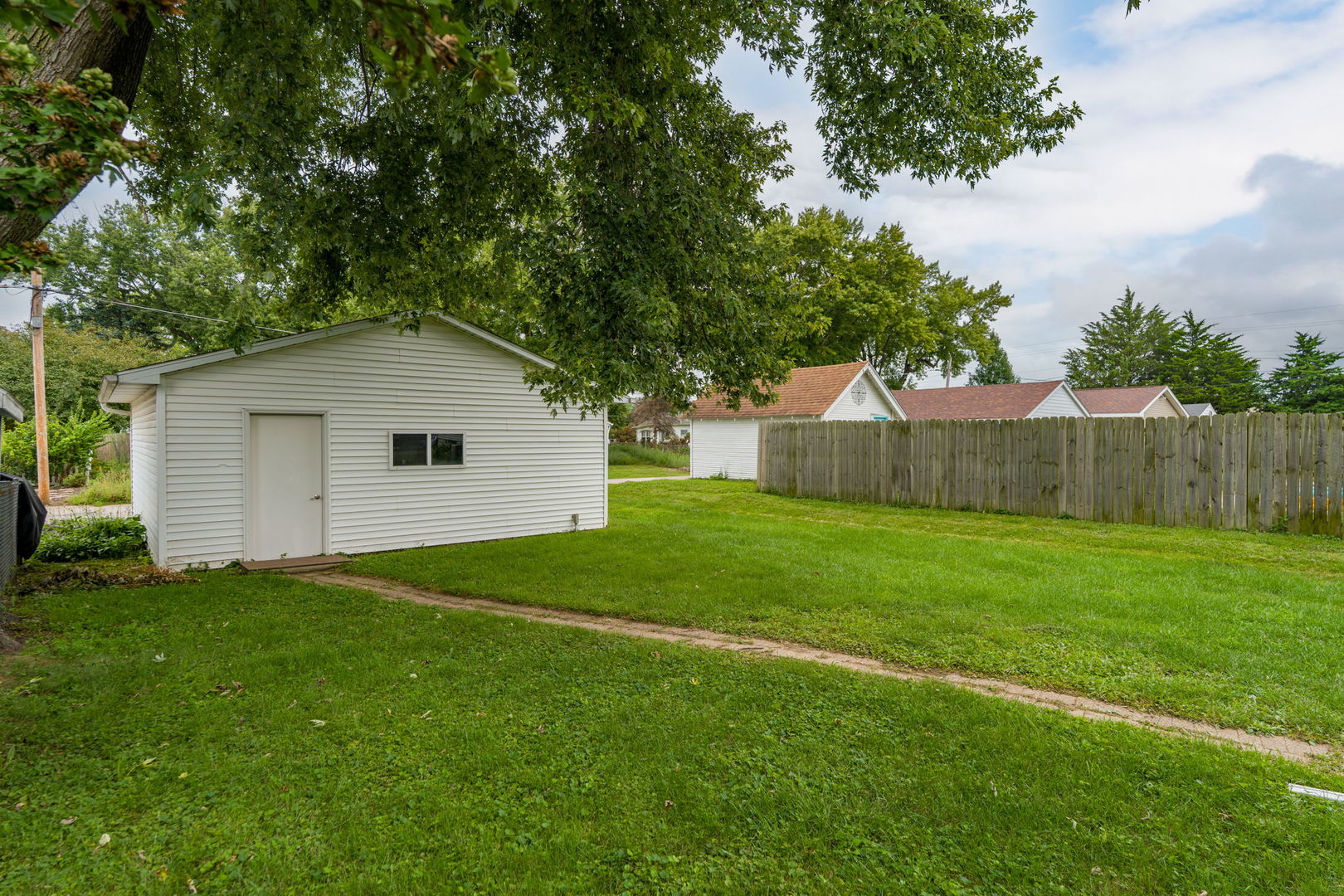 1920 32nd Street Property Photo 23