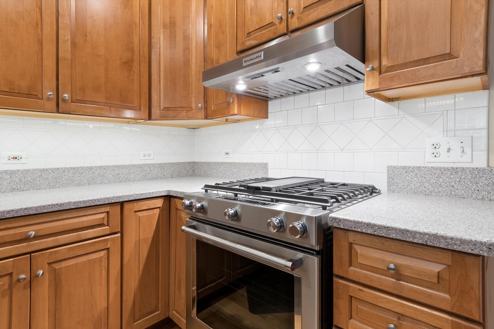 1204 Ashbrook Court Property Photo 15