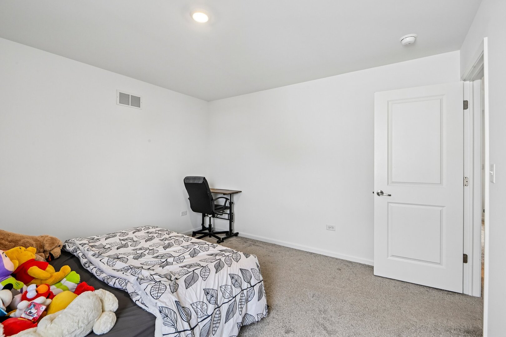 16117 S Longcommon Lane Property Photo 26