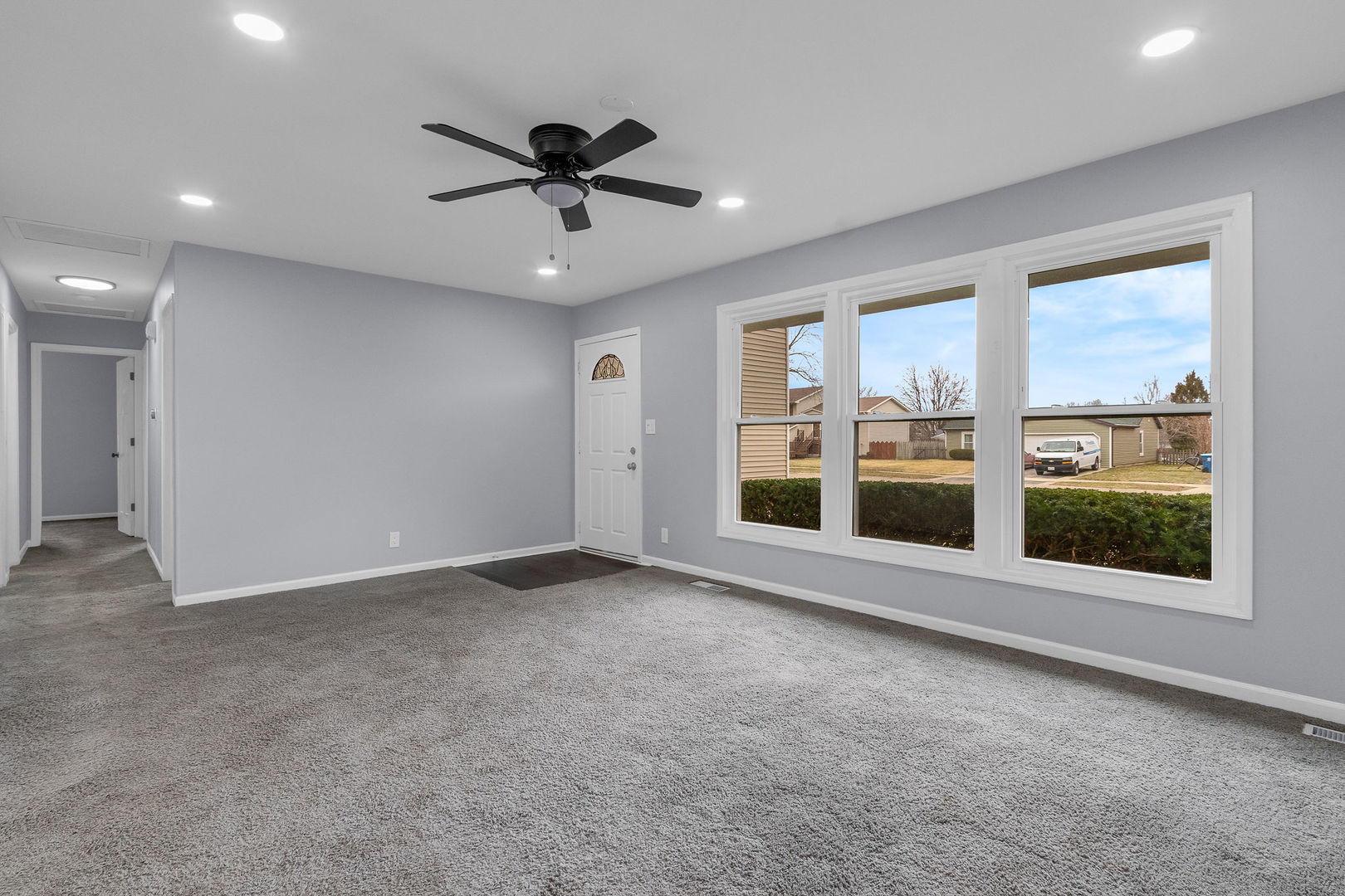 1295 Foxcroft Drive Property Photo 4