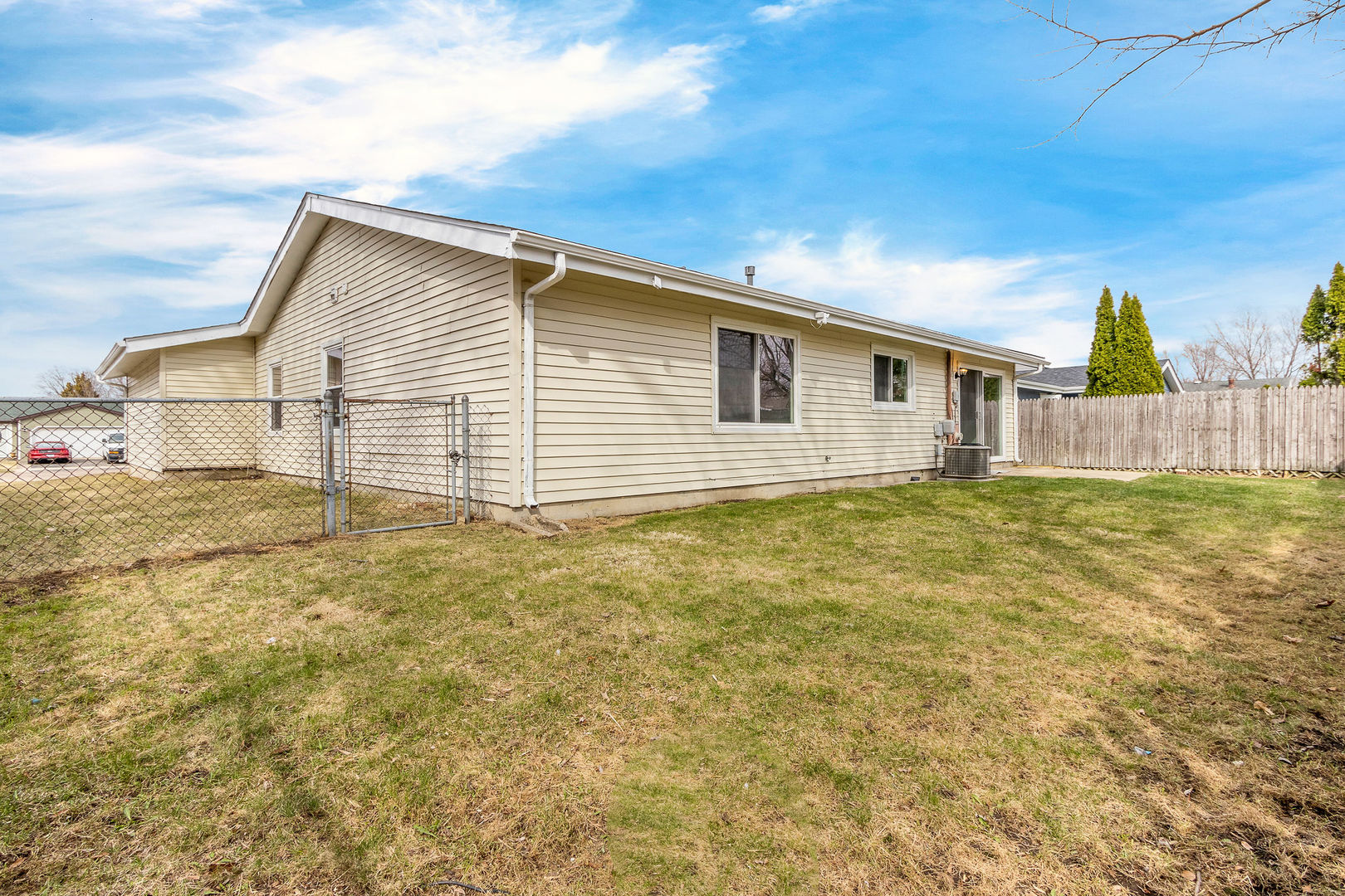 1295 Foxcroft Drive Property Photo 31