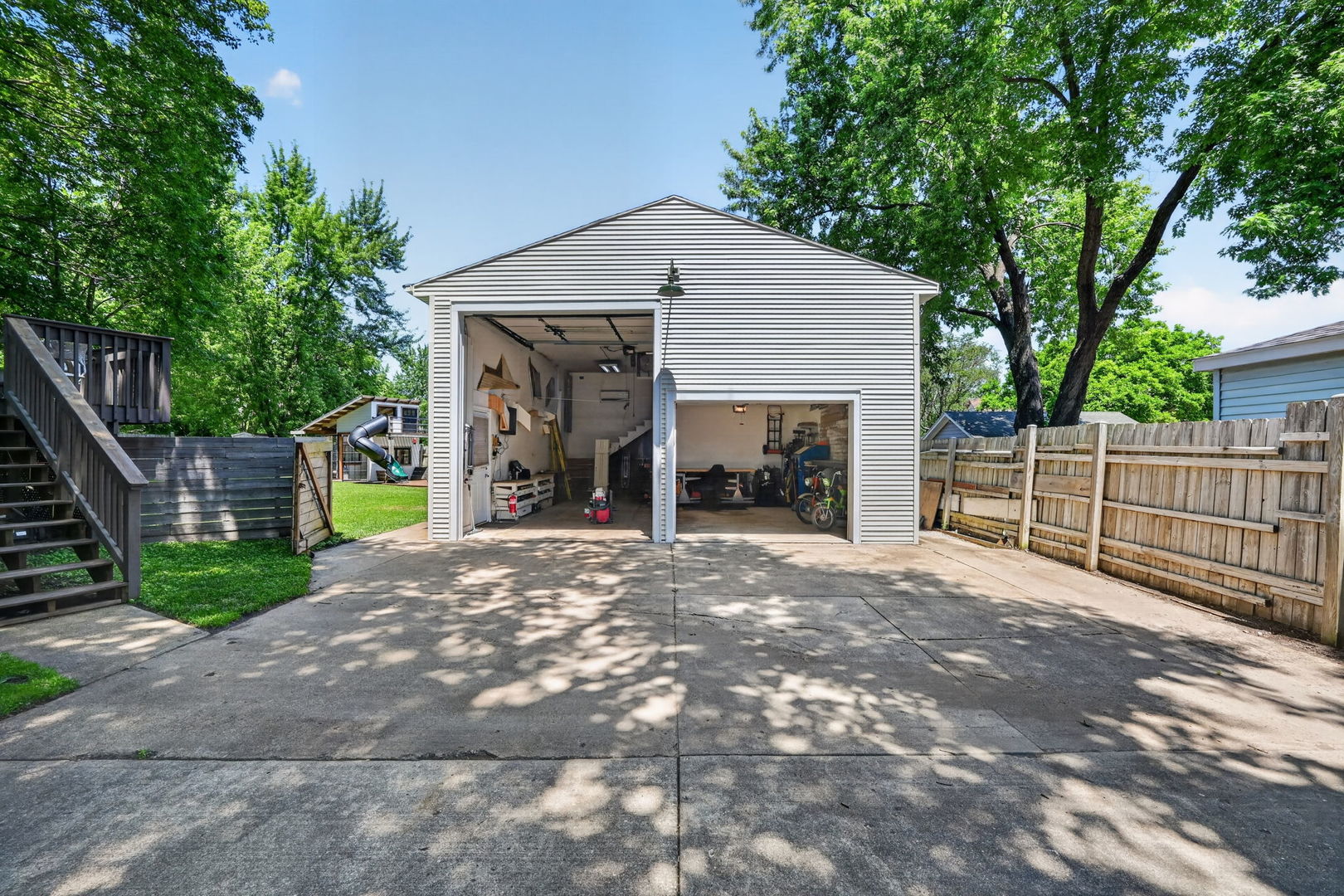 1212 Dean Street Property Photo 3