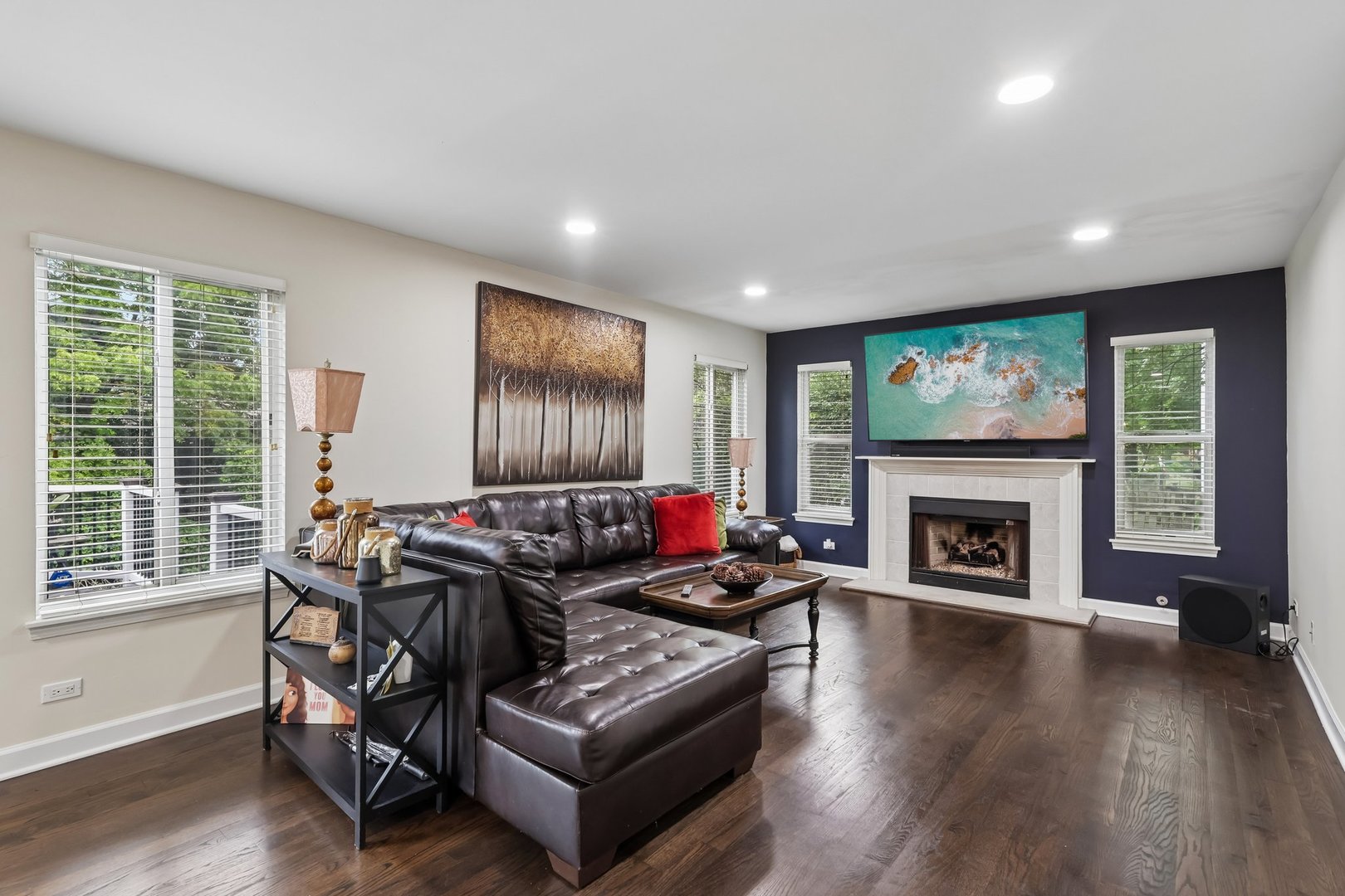 18106 W Hampshire Drive Property Photo 2