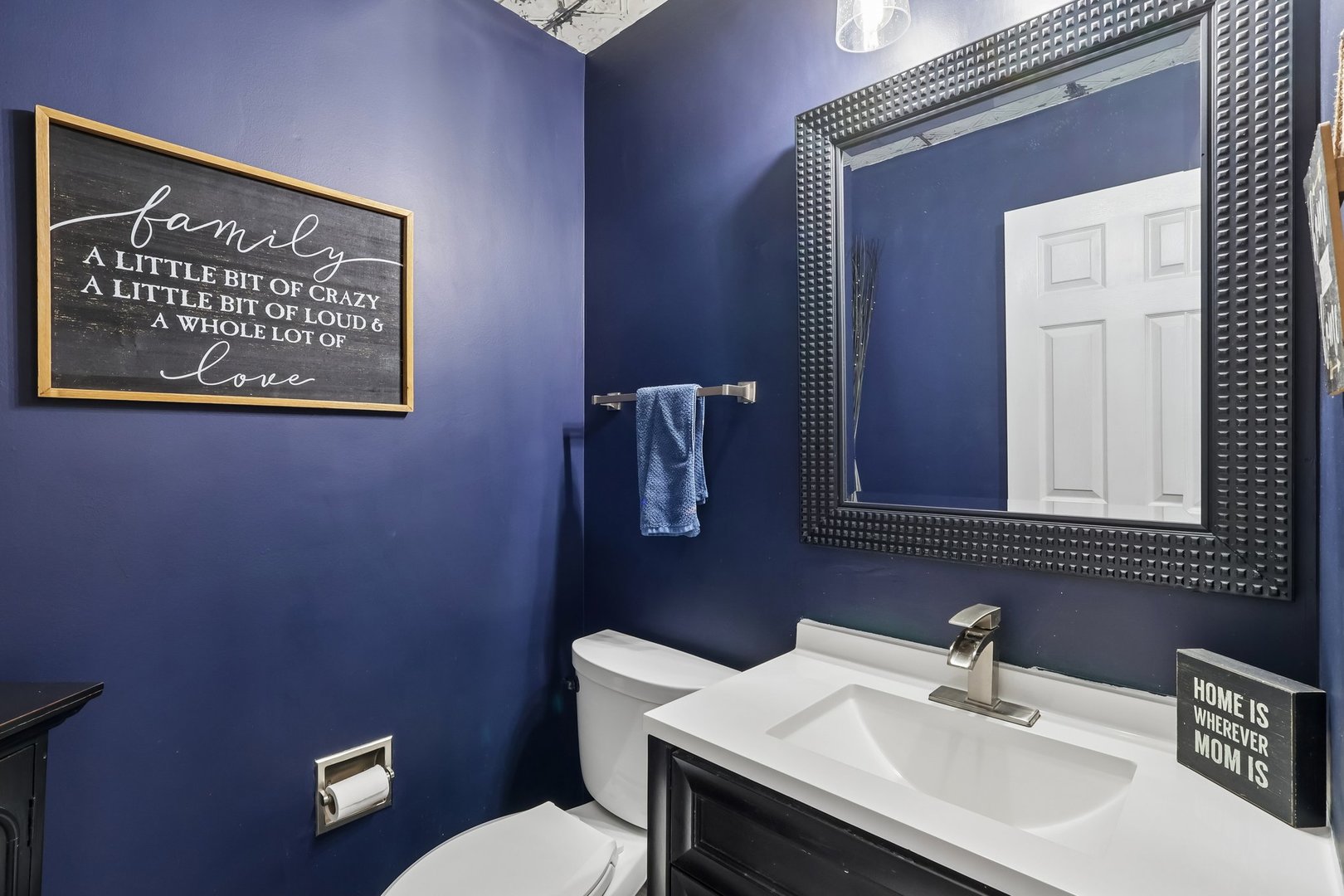 18106 W Hampshire Drive Property Photo 17