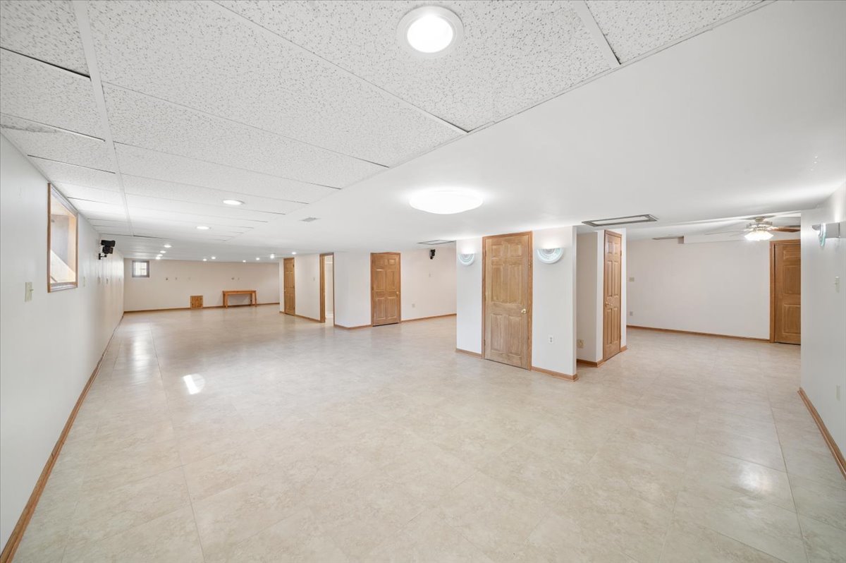 1853 Morgan Circle Property Photo 23