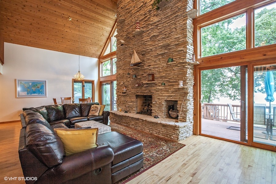 4106 W Lake Shore Drive Property Photo 6