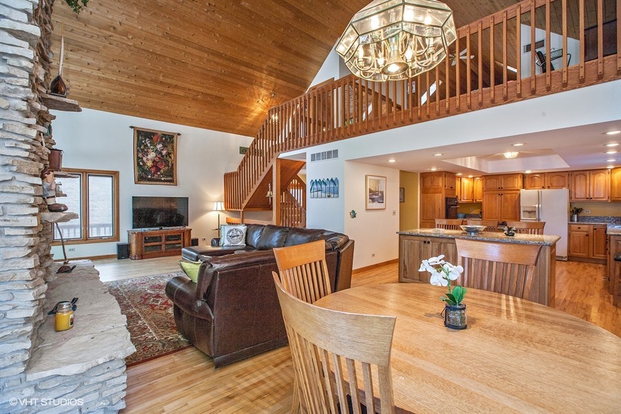 4106 W Lake Shore Drive Property Photo 8