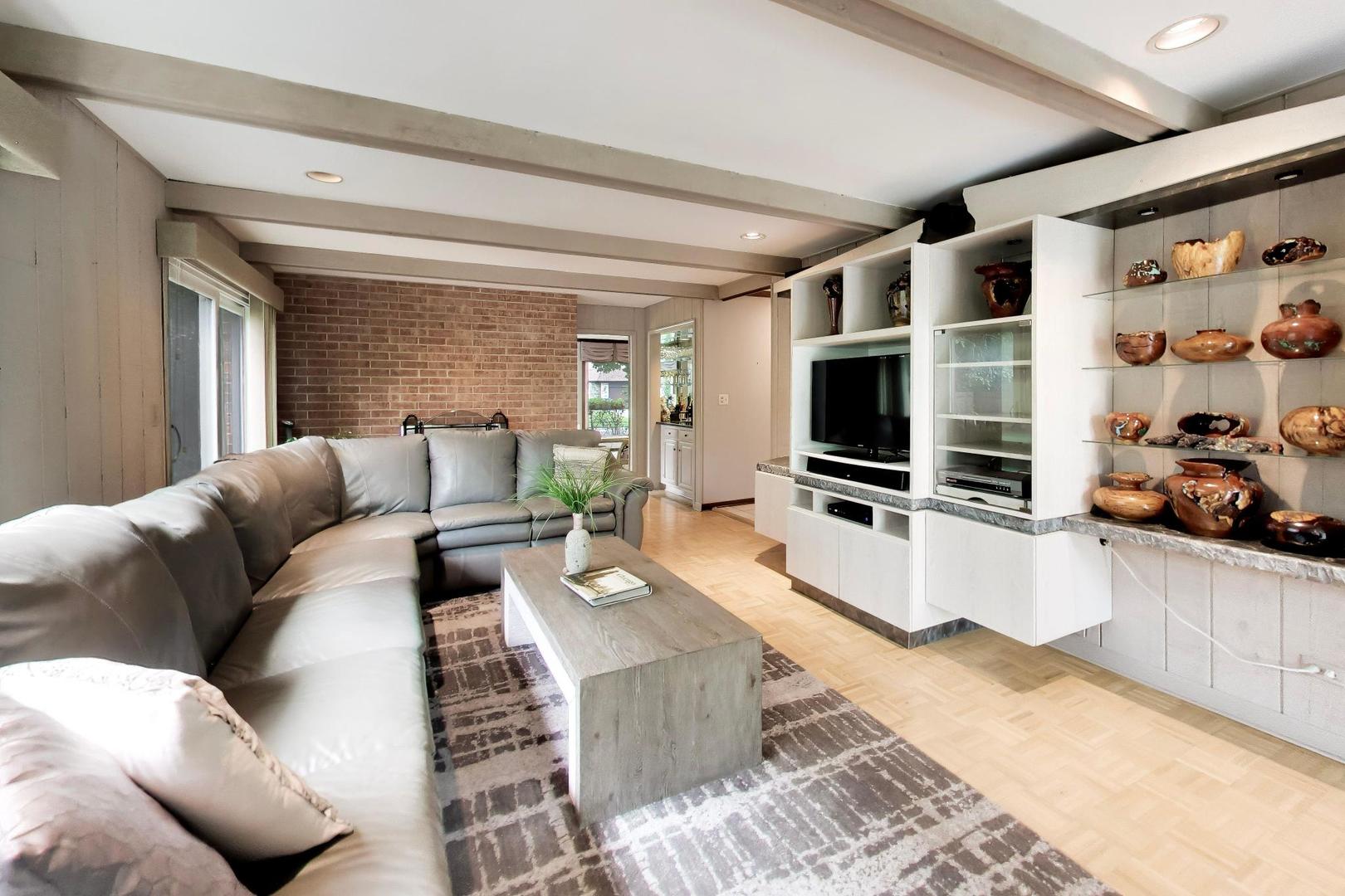 12730323 Property Photo 15